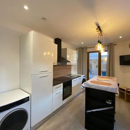 Calme A Maixent L'ecole Апартаменты *