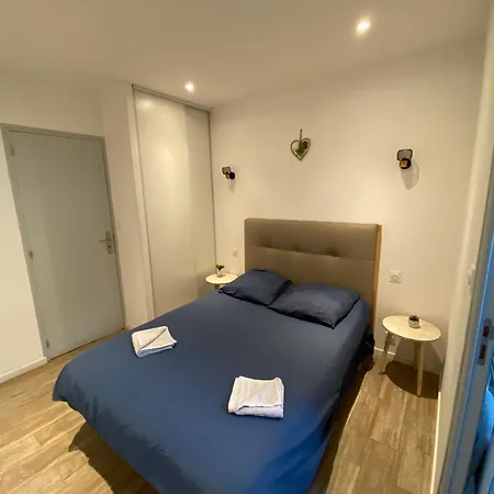 Calme A Maixent L'ecole Апартаменты Сен-Мексан-л'Эколь